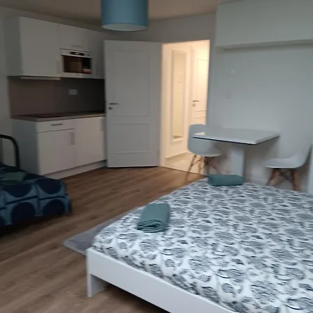 Apartamento Prague Apartment *